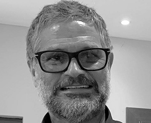 Dr. Pablo Intriago